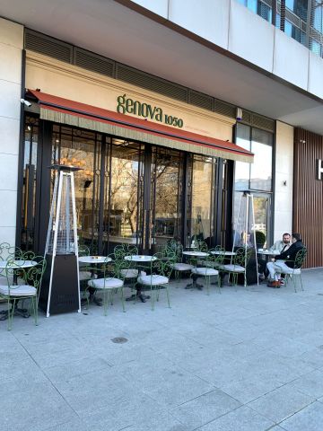 Siyah Piramit Dış Mekan Isıtıcı